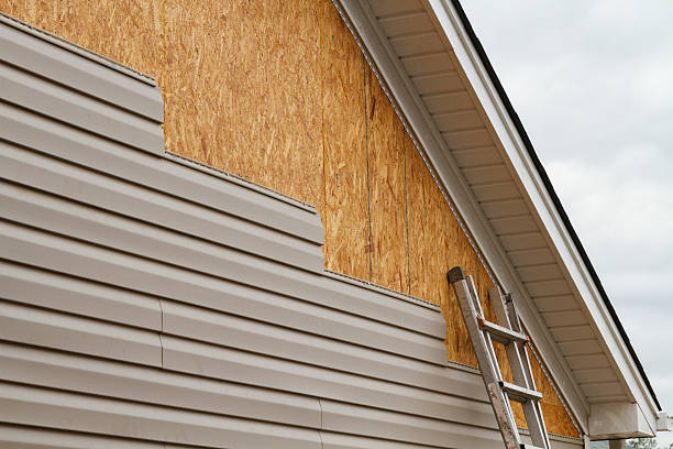 Professional Siding Inspection technician working in East Freedom, PA